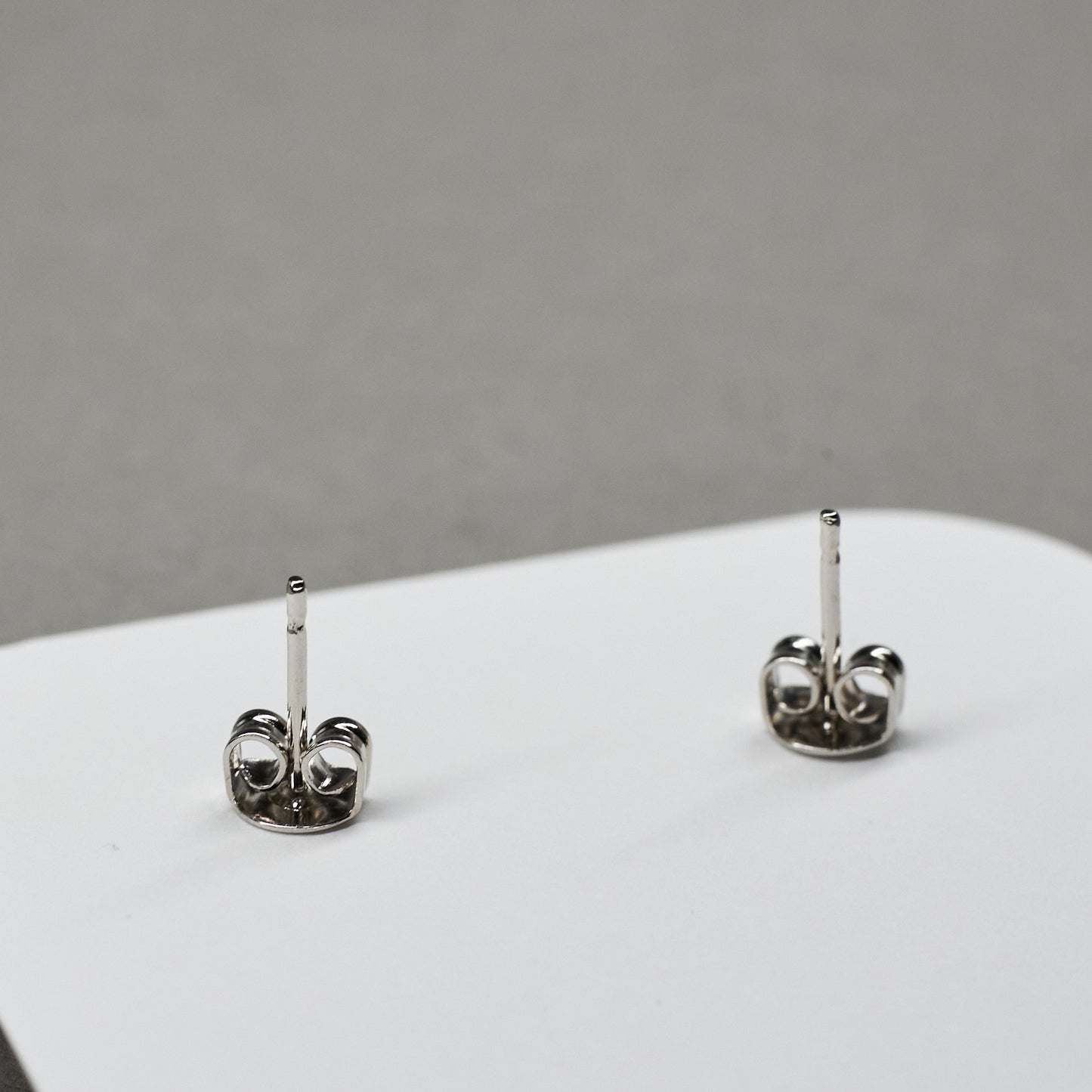 ピアス009